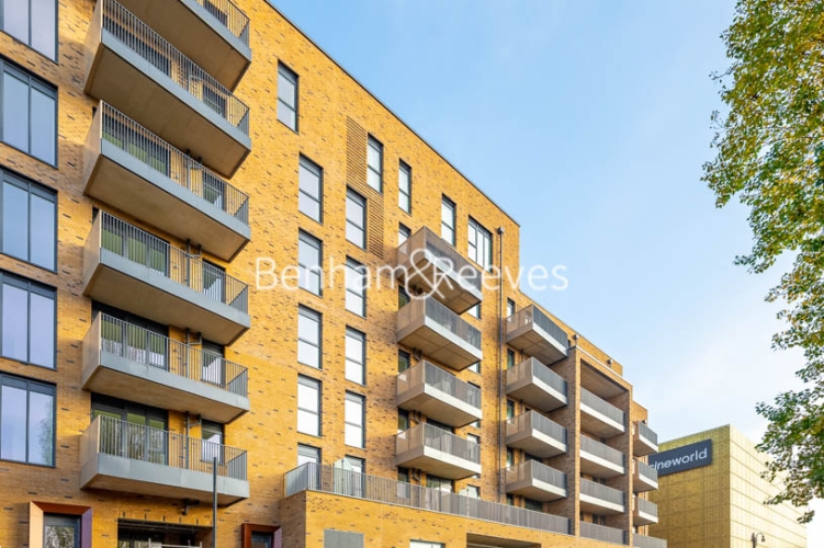 1  bedroom flat to rent in High Street Quarter, Hounslow, TW3-image 6