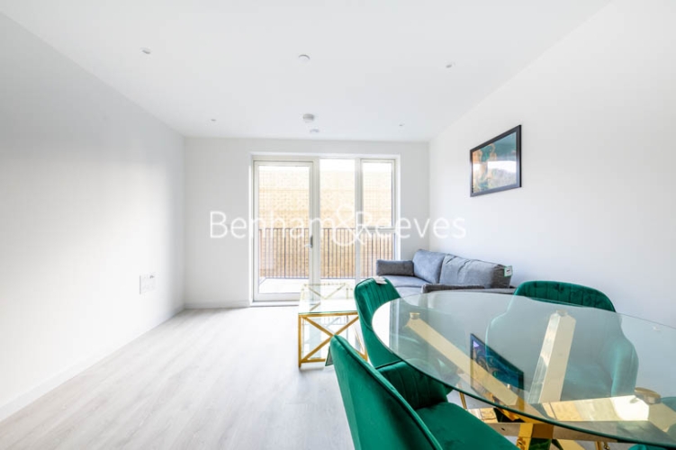 1  bedroom flat to rent in High Street Quarter, Hounslow, TW3-image 7