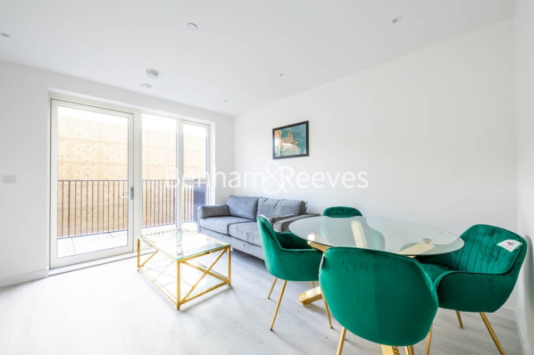 1  bedroom flat to rent in High Street Quarter, Hounslow, TW3-image 12