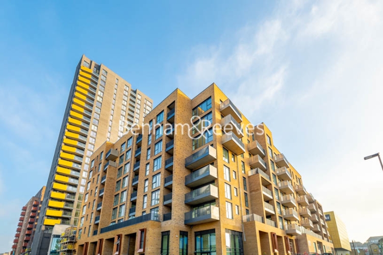 1  bedroom flat to rent in High Street Quarter, Hounslow, TW3-image 16