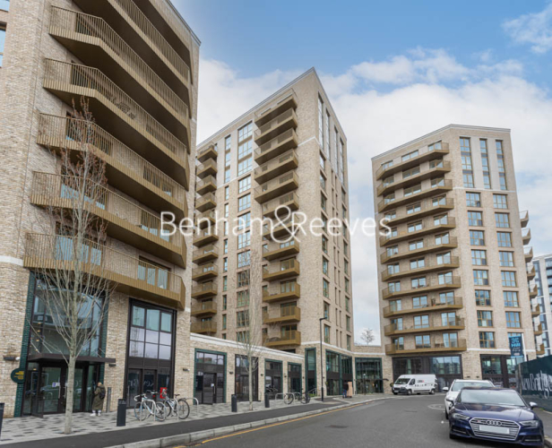 1  bedroom flat to rent in Capital Interchange Way, Brentford, TW8-image 8