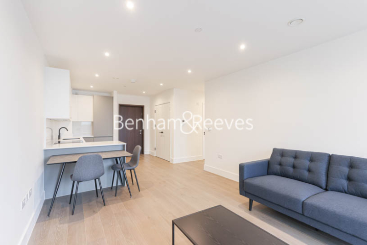 1  bedroom flat to rent in Capital Interchange Way, Brentford, TW8-image 13