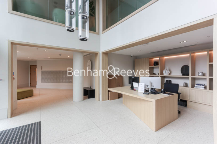 1  bedroom flat to rent in Capital Interchange Way, Brentford, TW8-image 16