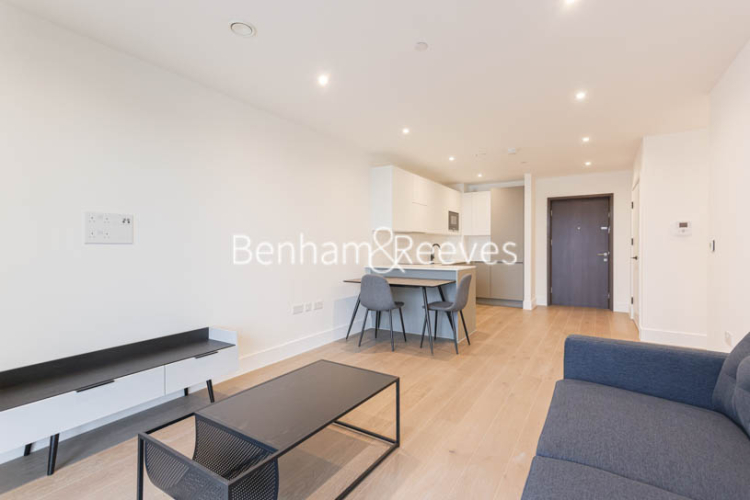 1  bedroom flat to rent in Capital Interchange Way, Brentford, TW8-image 20