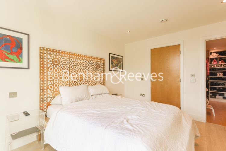2  bedrooms flat to rent in 500 Chiswick High Road, Chiswick, W4-image 3