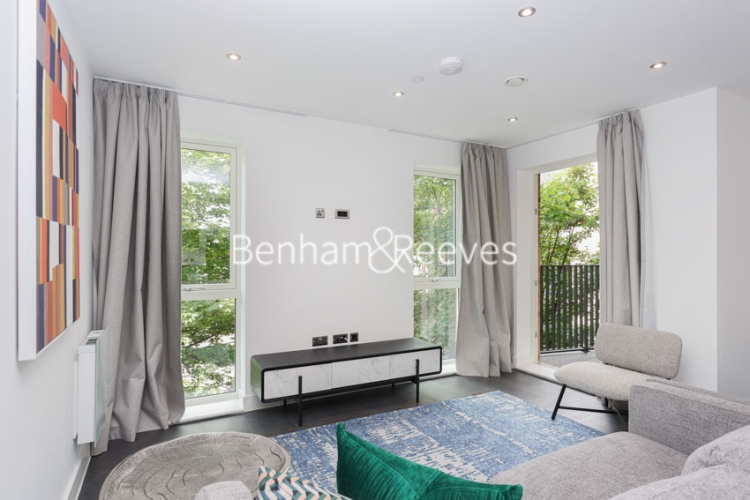 2 bedrooms flat to rent in Chaplin Court, Brentford, TW8-image 8