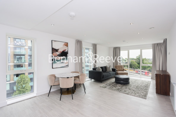 2  bedrooms flat to rent in Chaplin Court, Brentford, TW8-image 9