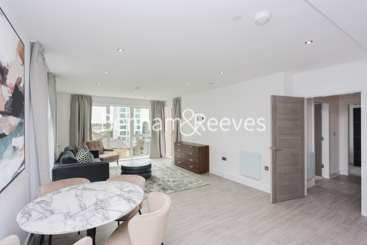 2 bedrooms flat to rent in Chaplin Court, Brentford, TW8-image 13
