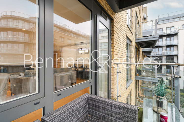 3  bedrooms flat to rent in Kew Bridge Road, Brentford, TW8-image 5