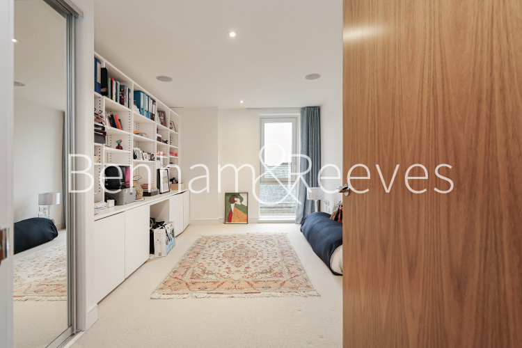 3  bedrooms flat to rent in Kew Bridge Road, Brentford, TW8-image 23