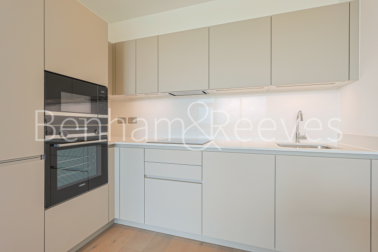 1  bedroom flat to rent in Matcham House, Acton Lane, Chiswick, W4-image 2