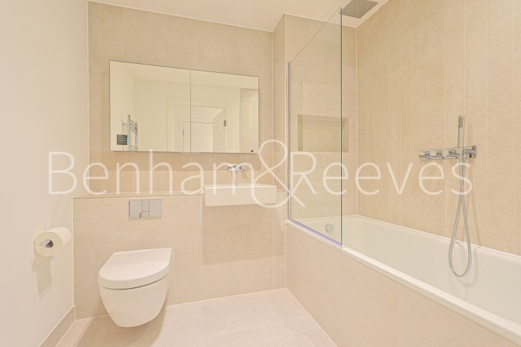 1  bedroom flat to rent in Matcham House, Acton Lane, Chiswick, W4-image 5