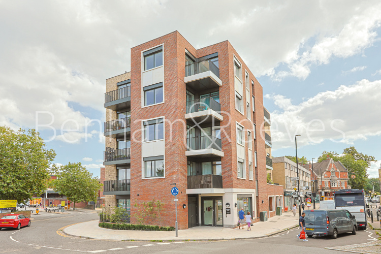 1  bedroom flat to rent in Matcham House, Acton Lane, Chiswick, W4-image 7
