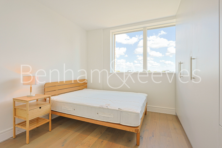 1  bedroom flat to rent in Matcham House, Acton Lane, Chiswick, W4-image 10