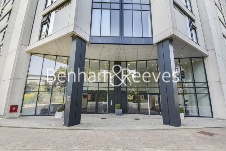 2  bedrooms flat to rent in Colonial Drive, Chiswick,W4-image 16