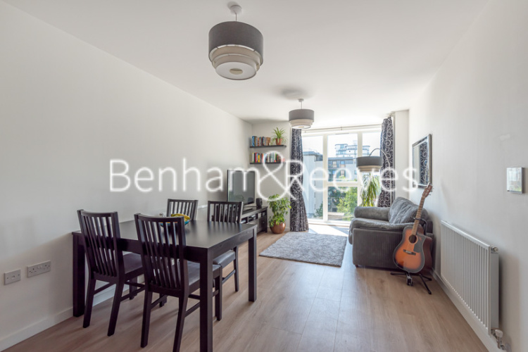 1  bedroom flat to rent in Heritage Place, Brentford, TW8-image 3