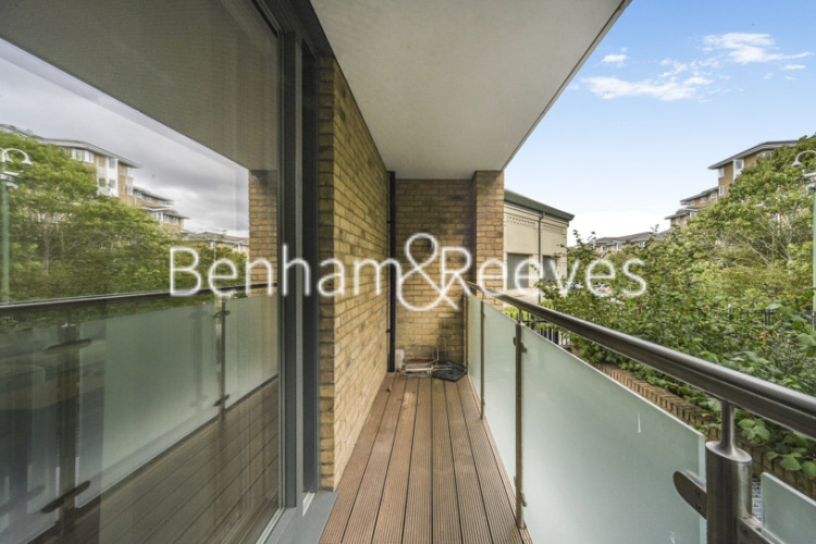 2  bedrooms flat to rent in Emerald Gardens, Kew, TW9-image 5