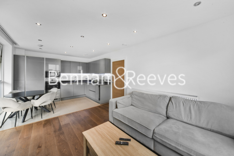 2  bedrooms flat to rent in Emerald Gardens, Kew, TW9-image 10