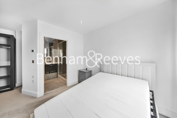 2  bedrooms flat to rent in Emerald Gardens, Kew, TW9-image 17