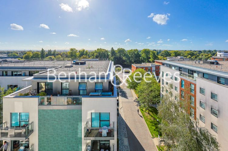 3  bedrooms flat to rent in Kew Bridge West, Brentford, TW8-image 14