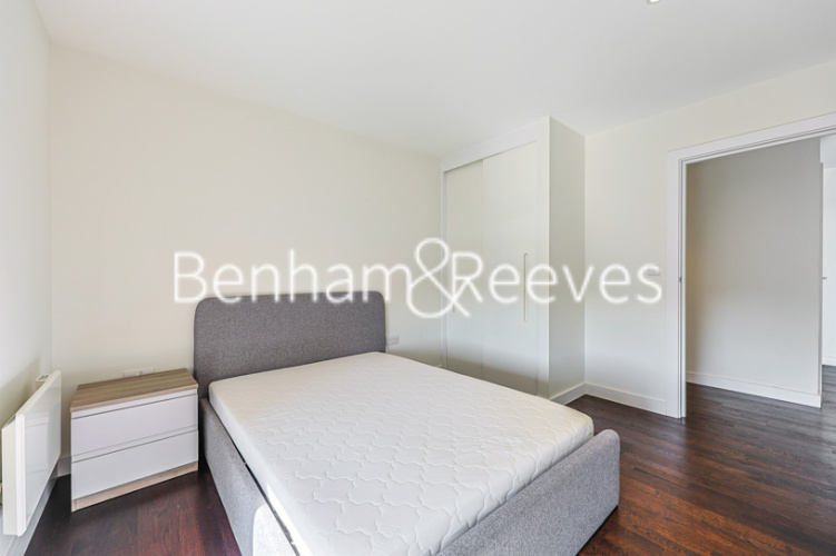 3  bedrooms flat to rent in Kew Bridge West, Brentford, TW8-image 17