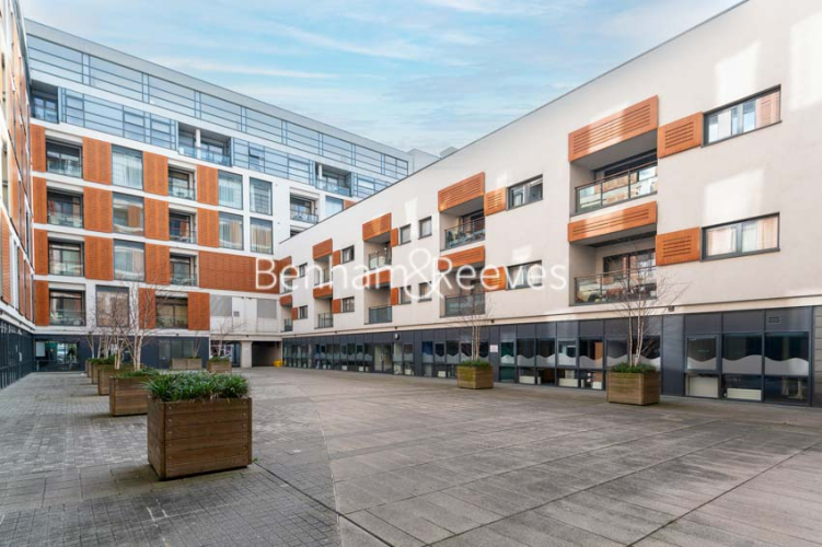 2  bedrooms flat to rent in Cornell Square, Wandsworth Road, SW8-image 6