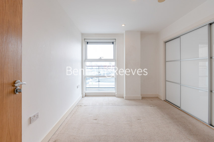 2 bedrooms flat to rent in Cornell Square, Wandsworth Road, SW8-image 8