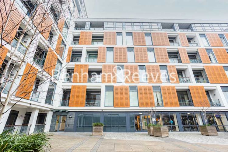 2  bedrooms flat to rent in Cornell Square, Nine Elms, SW8-image 6