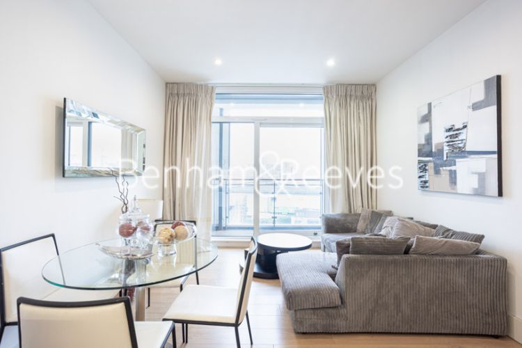 2  bedrooms flat to rent in Cornell Square, Nine Elms, SW8-image 7