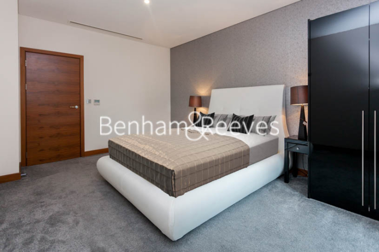 2 bedrooms flat to rent in Chelsea Bridge Wharf, Battersea, SW11-image 12