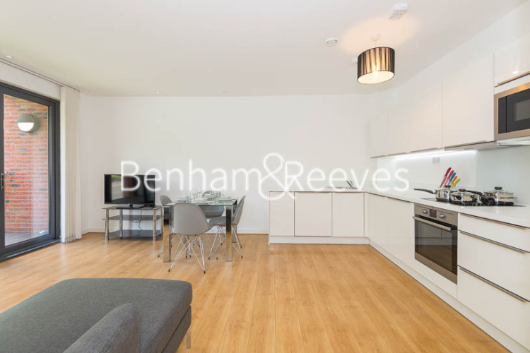1 bedroom flat to rent in Stewarts Road, Nine Elms, SW8-image 8