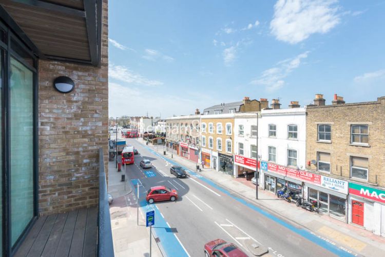 1  bedroom flat to rent in Tooting High Street, Nine Elms, SW17-image 6
