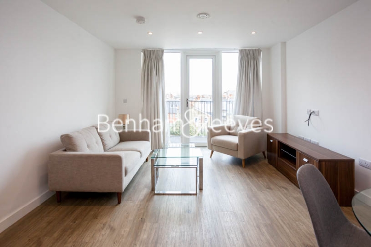 1 bedroom flat to rent in Tooting High Street, Nine Elms, SW17-image 5