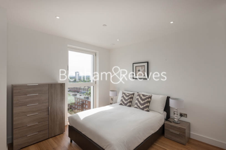 Studio flat to rent in Nine Elms Point, Nine Elms, SW8-image 3