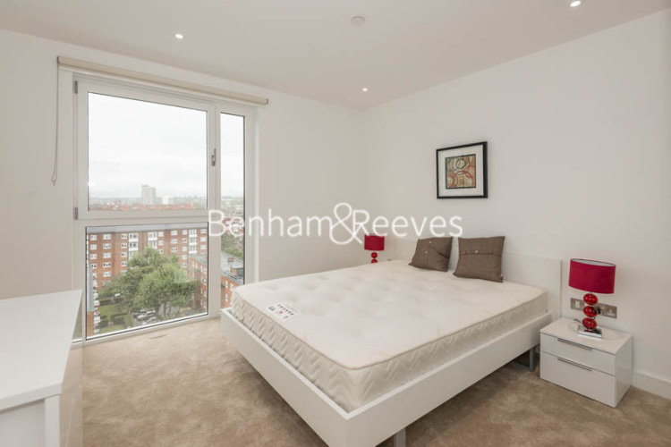 1 bedroom flat to rent in Wandsworth Road, Nine Elms, SW8-image 3