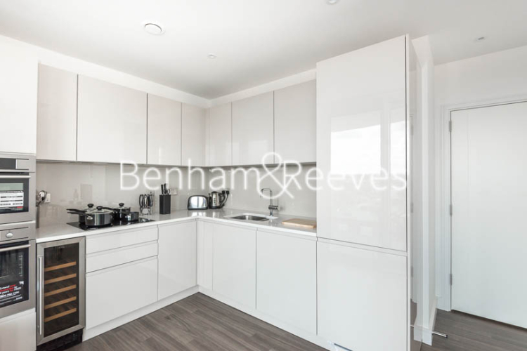 2  bedrooms flat to rent in Pinto Tower, Hebden Place, SW8-image 2