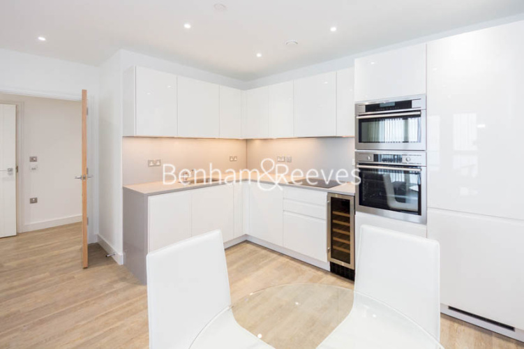 1  bedroom flat to rent in Wandsworth Road, Nine Elms, SW8-image 2