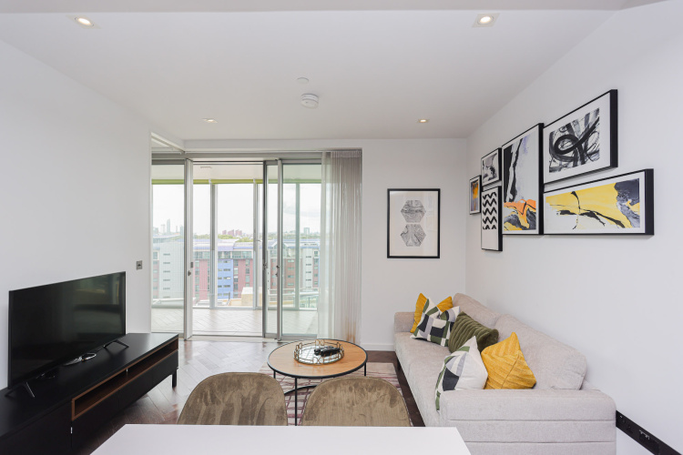 2  bedrooms flat to rent in Dawson House, Circus Road West, SW11-image 7