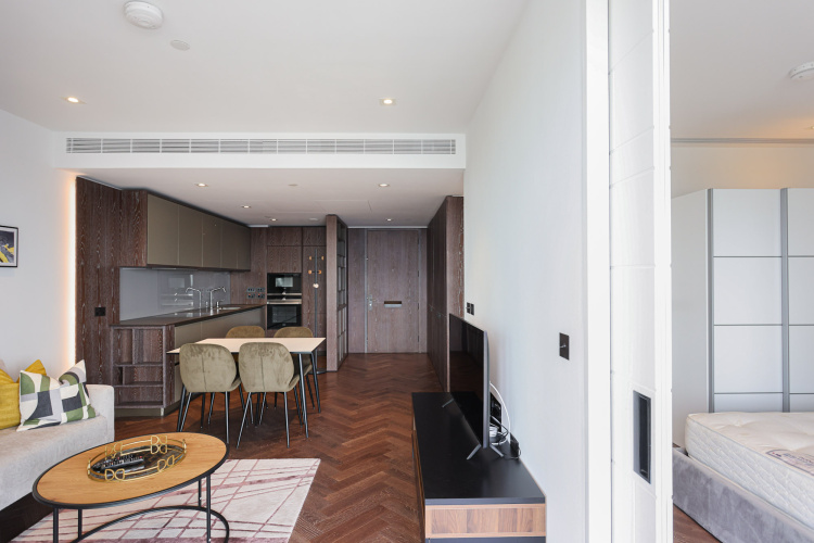 2  bedrooms flat to rent in Dawson House, Circus Road West, SW11-image 8