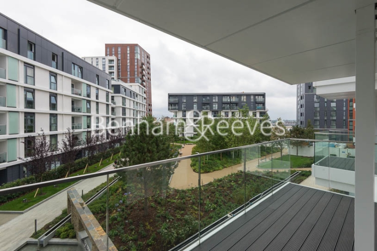 2 bedrooms flat to rent in Nine Elms Point, Nine Elms, SW8-image 4