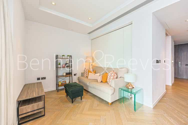 Studio flat to rent in Pearce House, Battersea Power Station , SW11-image 12