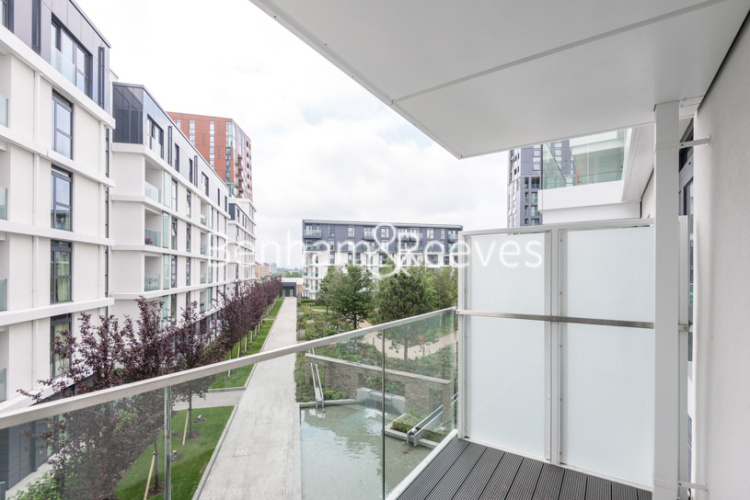 1  bedroom flat to rent in Brent House, Nine Elms, SW8-image 6