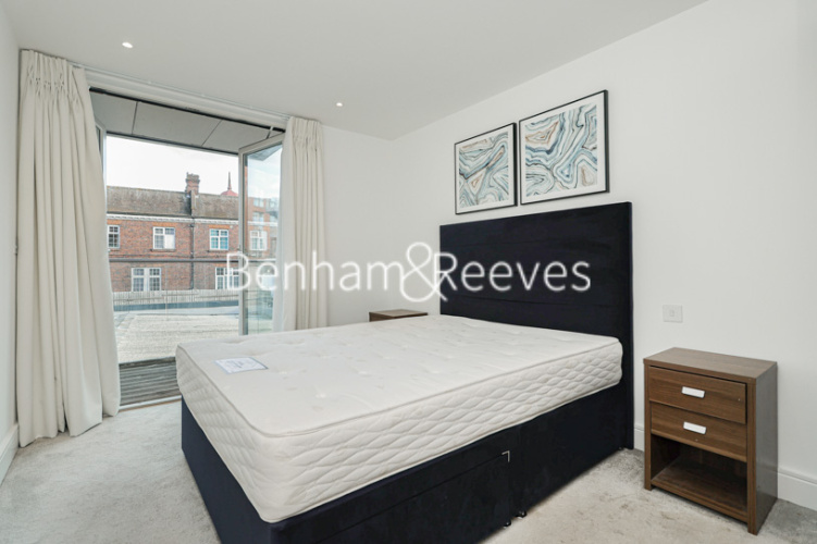 2 bedrooms flat to rent in Gaumont Place, Nine Elms, SW2-image 3