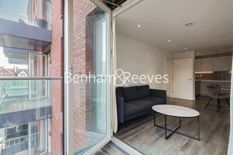 2 bedrooms flat to rent in Gaumont Place, Nine Elms, SW2-image 9