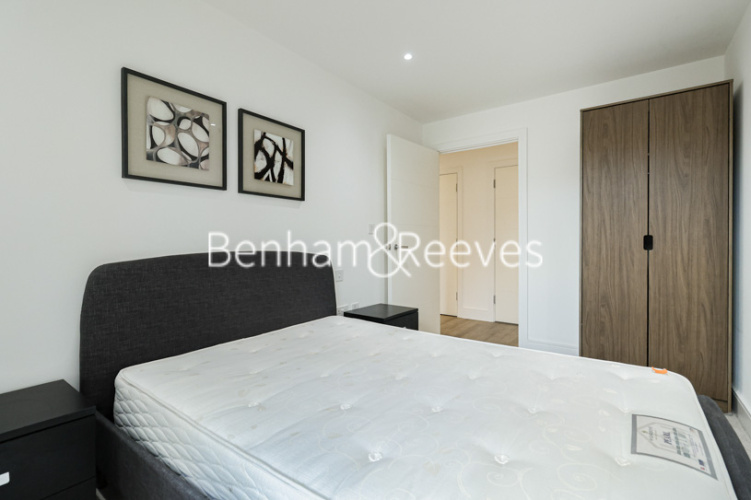 2 bedrooms flat to rent in Gaumont Place, Nine Elms, SW2-image 11