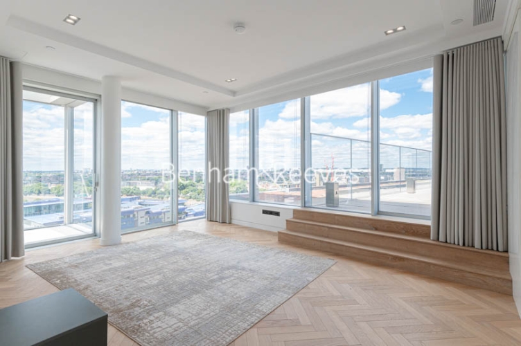 4 bedrooms flat to rent in Circus Road West, Nine Elms, SW11-image 2