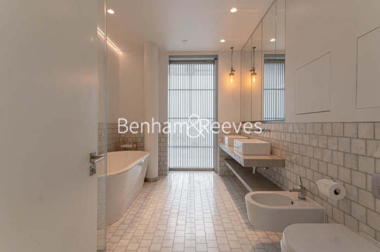 4 bedrooms flat to rent in Circus Road West, Nine Elms, SW11-image 4