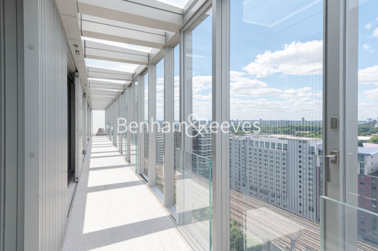 4 bedrooms flat to rent in Circus Road West, Nine Elms, SW11-image 11