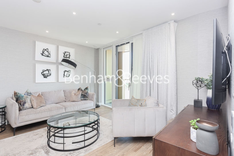 2  bedrooms flat to rent in Wandsworth Road, Nine Elms, SW8-image 1