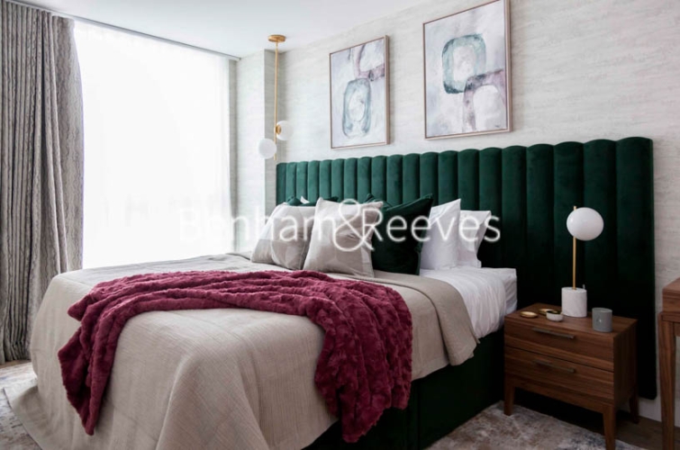2  bedrooms flat to rent in Wandsworth Road, Nine Elms, SW8-image 3